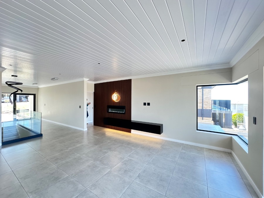 3 Bedroom Property for Sale in Monte Christo Western Cape